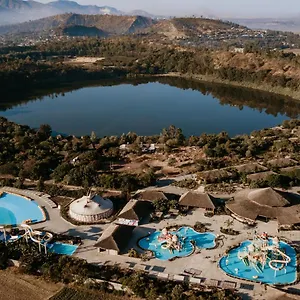 Resort Kuriftu And