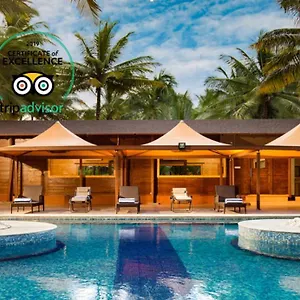 https://sterling-anaikatti.kerala-hotels.net
